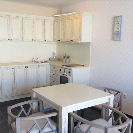 Captain'S Island Deluxe Chernomorets Dış mekan fotoğraf