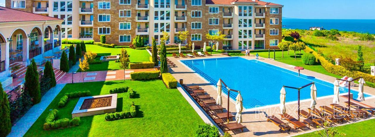 Captain'S Island Deluxe Chernomorets Dış mekan fotoğraf